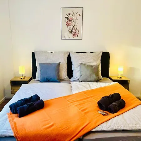 Mola - Panoramablick, Balkon, 5 Pers, Bahnhofsnaehe, Parkplatz *