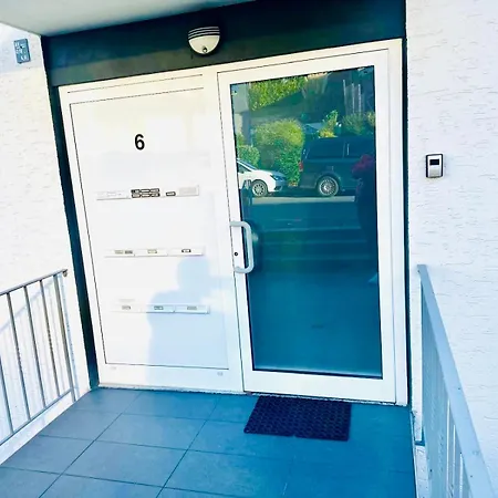 شقة Mola - Panoramablick, Balkon, 5 Pers, Bahnhofsnaehe, Parkplatz *