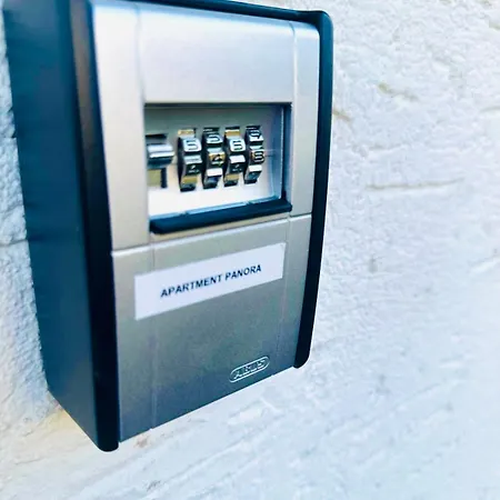 Mola - Panoramablick, Balkon, 5 Pers, Bahnhofsnaehe, Parkplatz هيردكه