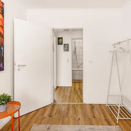 Mola - Panoramablick, Balkon, 5 Pers, Bahnhofsnaehe, Parkplatz *