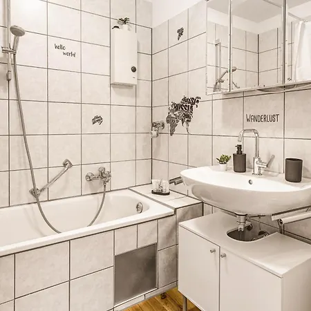 Lejlighed Mola - Panoramablick, Balkon, 5 Pers, Bahnhofsnaehe, Parkplatz *