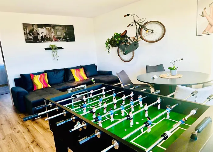 Mola - Panoramablick, Balkon, 5 Pers, Bahnhofsnaehe, Parkplatz